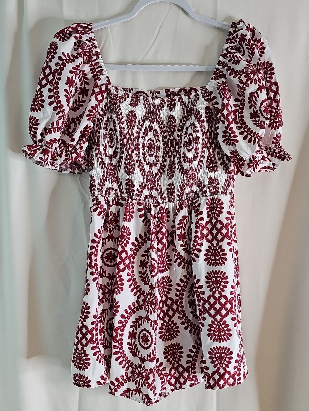 White and Burgundy Patterned Puff Sleeve Short Jumper - Picture 5 of 7